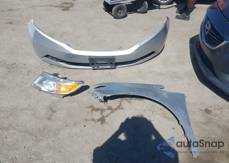 2011 Honda Odyssey Ex z USA, uszkodzony, nr VIN 5FNRL5H48BB011528